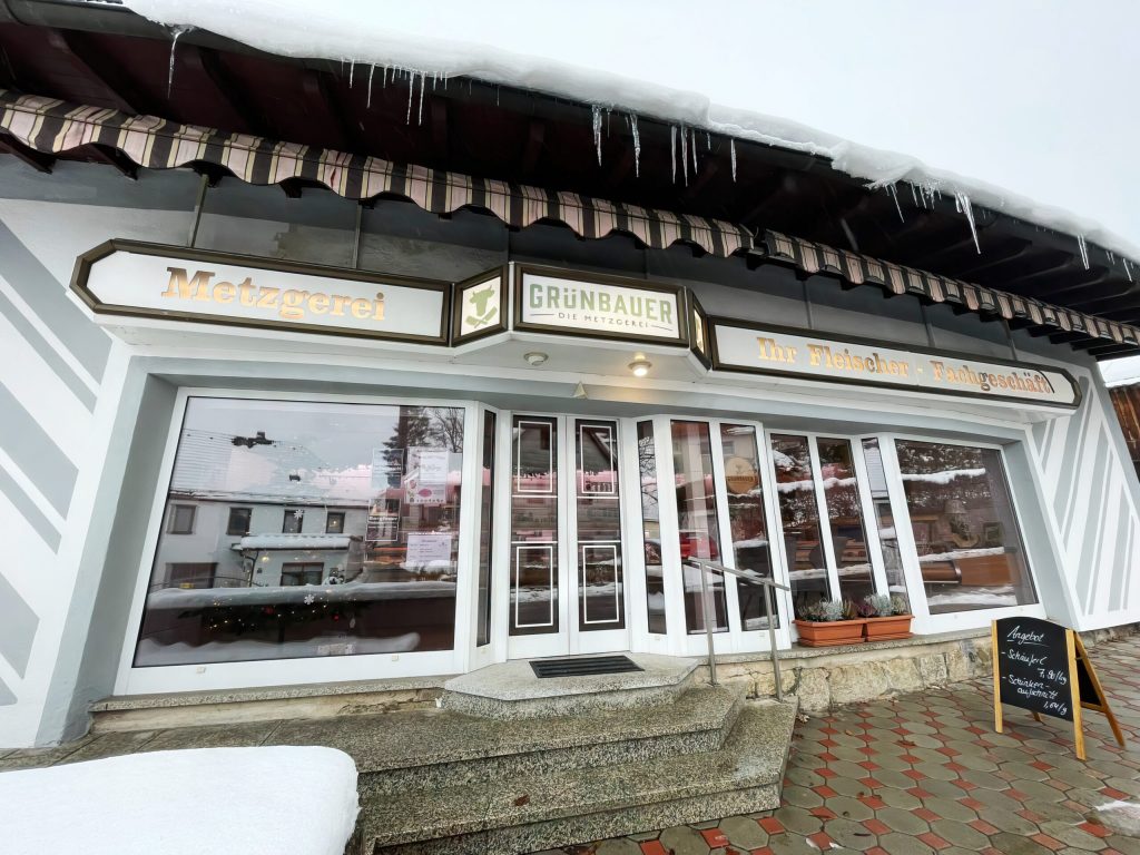 gruenbauer-friedenfels-scaled-low_res-scale-2_00x